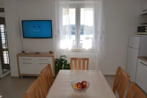 Merveilleux appartement entièrement équipé avec terrasse, barbecue et jardin | Vue mer - Image 3