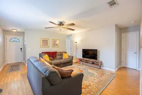 Charming Gray Home- 5 mins from GSU! - Image 5