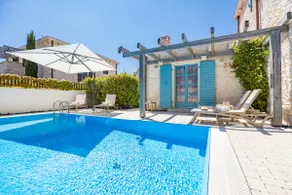 Stone villa zorritta with a pool and a beautiful g - Image 2