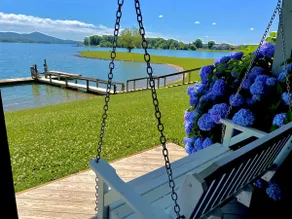 Udsigt til søen og bjergene, strand, kajakker, wifi, pool, sengetøj / badehåndklæder inkluderet - Image 5