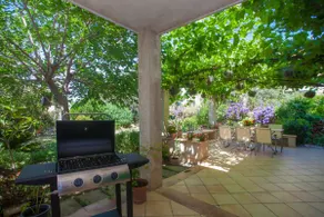 Chalet convivial et familial avec barbecue, jardin et terrasse - Image 3