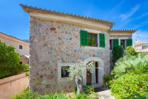 Chalet convivial et familial avec barbecue, jardin et terrasse - Image 2