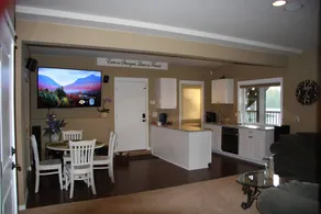 Lakeside Living Suite! ~Mt. Rainier, NWTrek, JBLM - Image 4