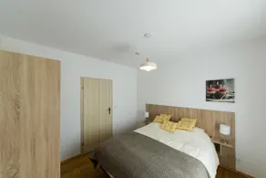 Modern and well kept decoration urban cottage - Image 3