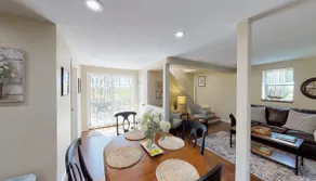 2 bd Carriage Hs/Pet friendly-Walkable to Village - Image 4