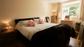 Waterside - Image 4