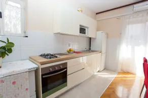 Apartamento-estudio con un balcon Makarska (AS-12211-a) - Image 4