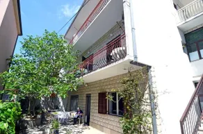 Apartamento-estudio con terraza y vista al mar Makarska (AS-12211-b) - Image 4