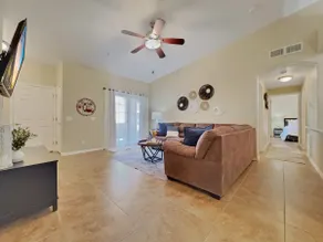 Executive Style Condo Mountain Views! - Image 5