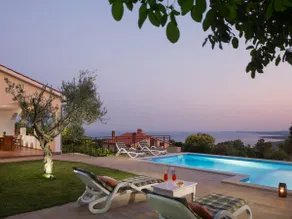 Gradevole casa totalmente attrezzata con piscina privata, barbecue e giardino | Vista sul mare | Sono ammessi animali domestici - Image 3
