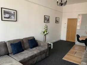 The Rudyard Suite - Premier Serviced Accommodation - Image 4