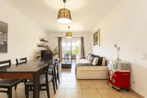 C02 - Luxury 3 Bed With Pool View - Image 4