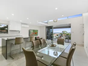 Exquisite Penthouse with views to Laguna Bay - Image 4