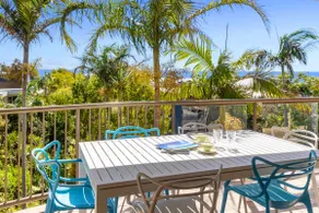 6 Pacific Outlook Modern unit with lovely Ocean Views Pool in Complex Walk to Beach - Image 2