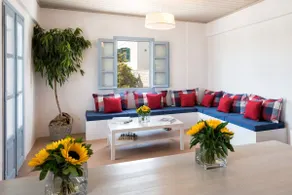 In Heart House - Naousa, Paros - Image 2