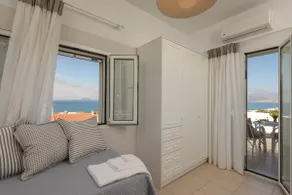Lux Seaside Suite, Rodanthi Hospitality - Image 4