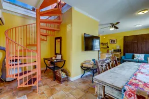 Sunburst Cottage | Private Cottage Near Beach - Image 5