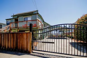 Bed & Biscuit - Downtown and Dog Friendly! Hot Tub - Image 4