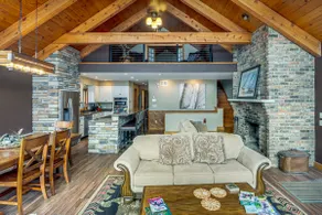 Sauna & Pool Table: Family Home on Lake Chicagon - Image 4
