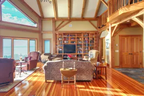 Lake View Champlain Home w/ Hot Tub & Sauna! - Image 5