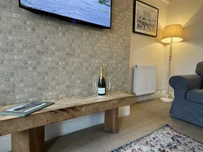 Bakewell Apartment, Hargate Hall - Image 3