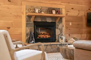 Cabin on the Ridge - Image 2