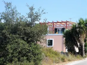 Villa Verde with Outdoor Jacuzzi - Image 4