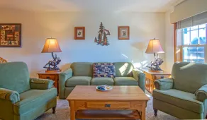 Camp 4 #7: 2 Bedrooms, 25 Baths: Slope Side, Gas Fireplace - Image 5