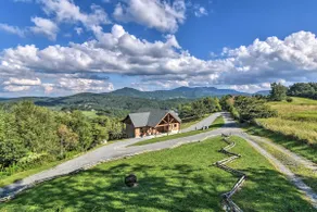 'High Gravity' Banner Elk Custom Chalet w/ Views! - Image 2