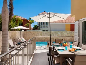 Villa mit Pool, Terrasse und Grill - Image 5
