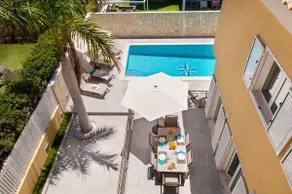 Villa mit Pool, Terrasse und Grill - Image 4