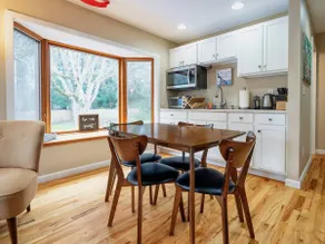 Amazing 2 bedroom only 2.5 blocks to Reser/OSU - Image 3