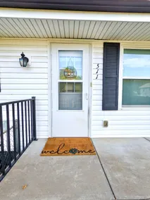 The Toucan: Dreamy 2 Bed Home Near Arts District - Image 4