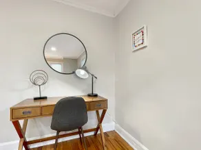 Fun & Charming 1BR Apt near Drake - Image 4
