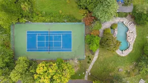 Spectacular Historic Mansion w/Pool&Tennis - Image 2