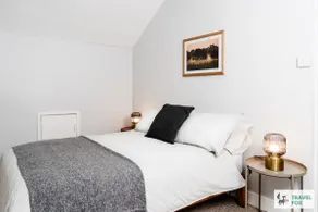 Alice's Central Stay: Parking + Close to the Motor Point Arena - Image 4