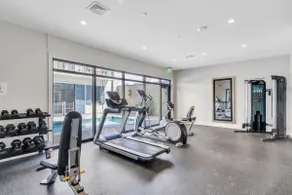 Apt on St Charles Ave | Streetcars, Parking, Pool! - Image 5