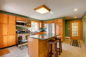 Charming Putney Home: Porch, Grill & Hiking Trails - Image 2