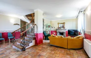 Stunning home in Brucoli - Image 3