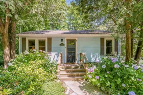 1000ft to Assn Beach, Cute Cottage, Outdoor Dining - Image 4