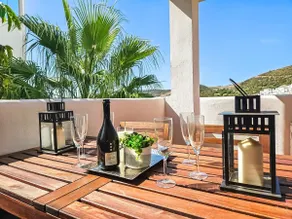Apt with views over Valle Romano Golf Estepona - Image 3