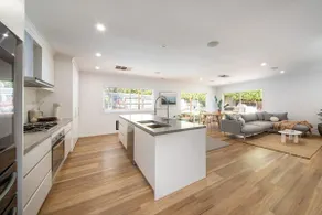 Malibu in Mt Martha with solar heated pool - Image 3