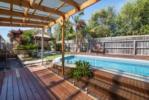 Malibu in Mt Martha with solar heated pool - Image 5