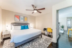Peaceful 2BR king beds suite next to DT w/ pool - Image 2
