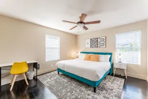 Peaceful 2BR king beds suite next to DT w/ pool - Image 3