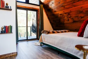 Red River Gorge Raven’s Summit Luxury HotTub WiFi - Image 3