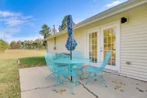5 Mi to The USAF Museum: Dayton Home, Walk to Park - Image 4