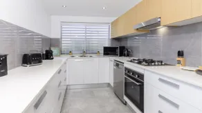 Harbourside Retreat - Image 5