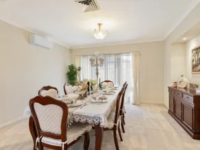 Modern 5BR Home w/ Private Cinema Near Sunnybank - Image 4