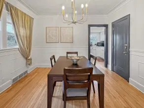 Modern 3BR Duplex – Side A • Near Drake University - Image 4